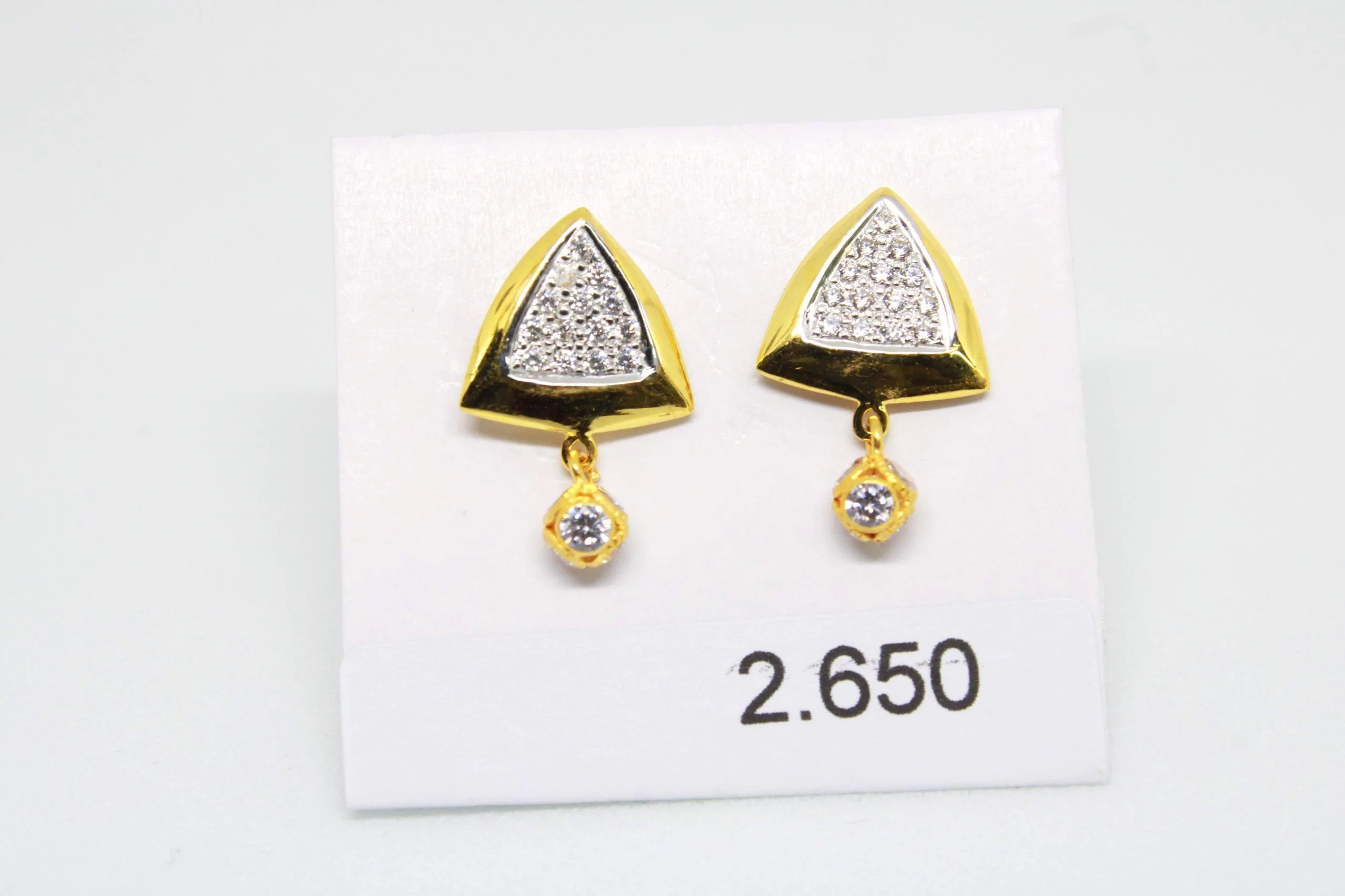 Diamond Buti 2.650 g 18kt