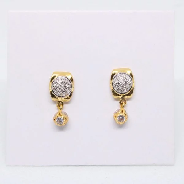 Diamond Buti 2.390 g 18kt