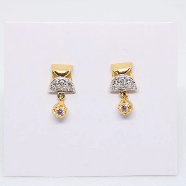 Diamond Buti 2.190 g 18kt