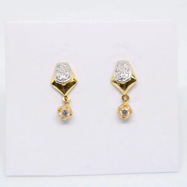 Diamond Buti 2.410 g 18kt