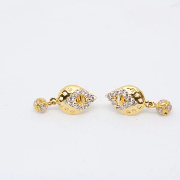 Diamond Buti 2.490 g 18kt