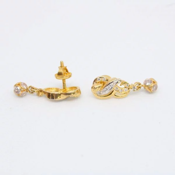 Diamond Buti 2.720 g 18kt