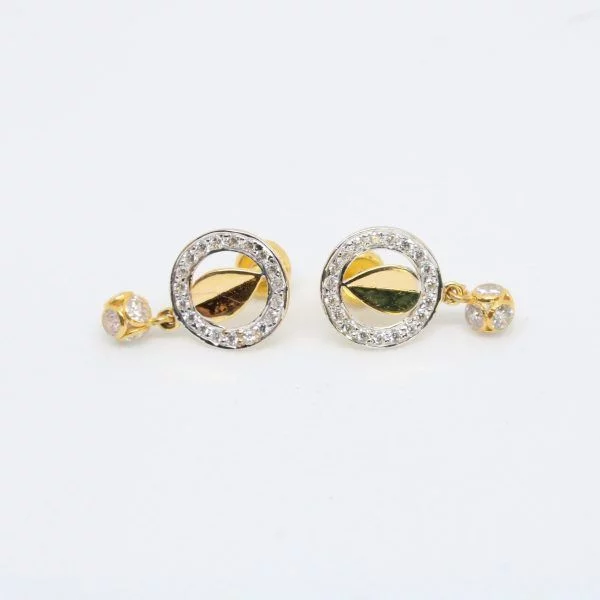 Diamond Buti 2.270 g 18kt