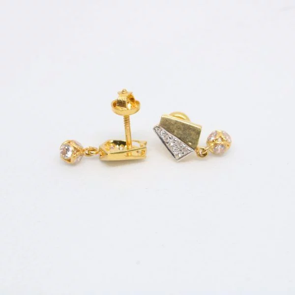 Diamond Buti 2.230 g 18kt