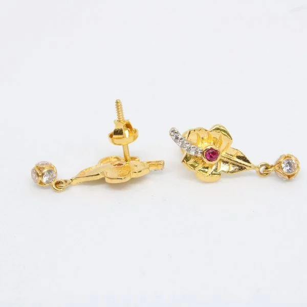 Diamond Buti 3.160 g 18kt