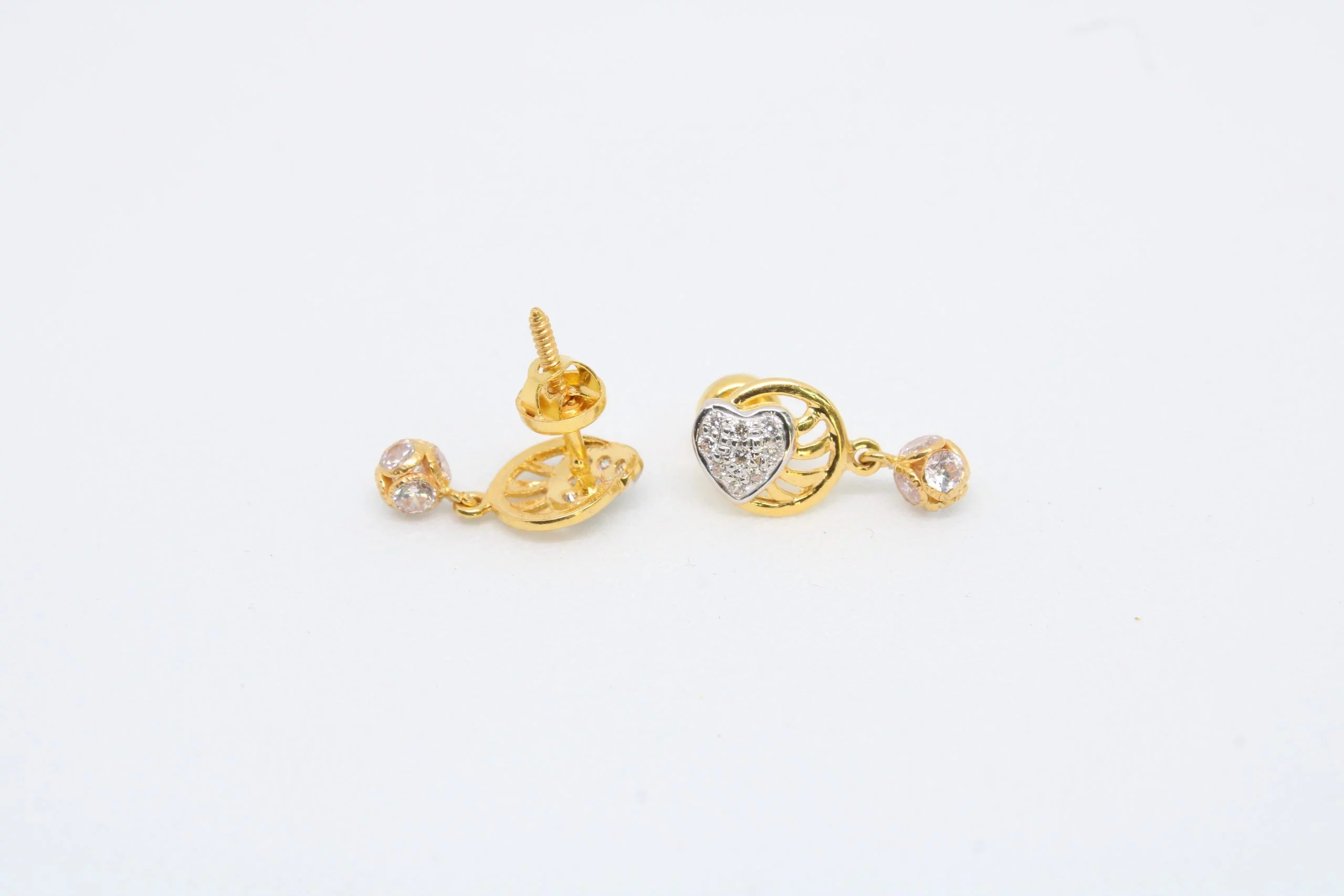 Diamond Buti 2.100 g 18kt - Image 2