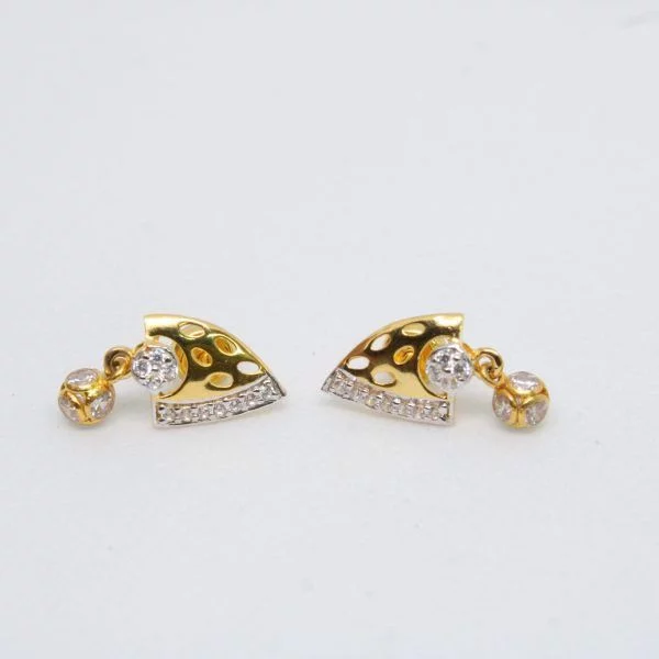 Diamond Buti 2.360 g 18kt