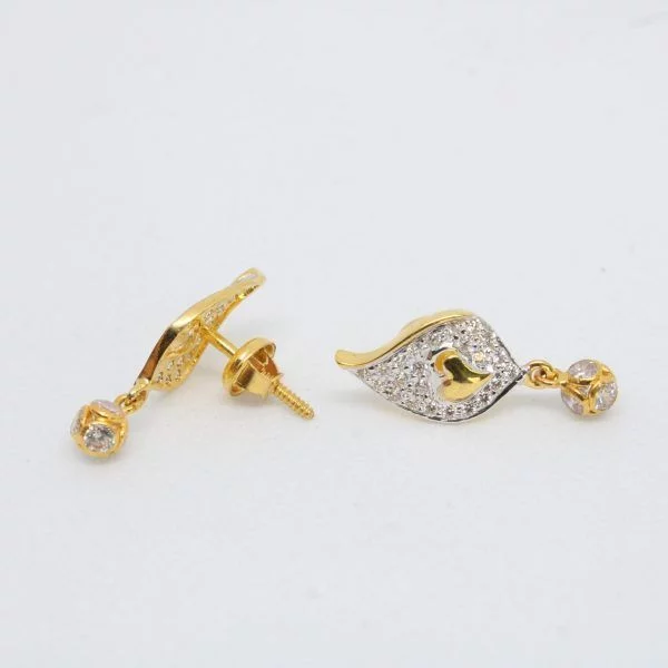 Diamond Buti 2.390 g 18kt