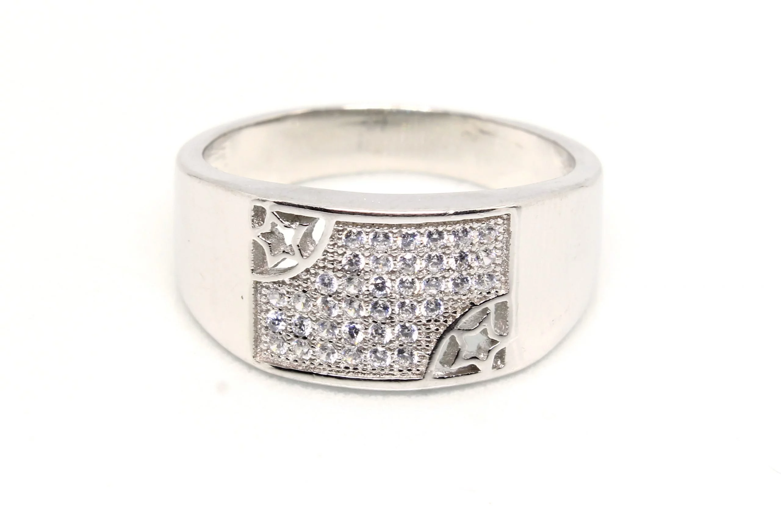 925 Sterling Silver Ring 5.990 g