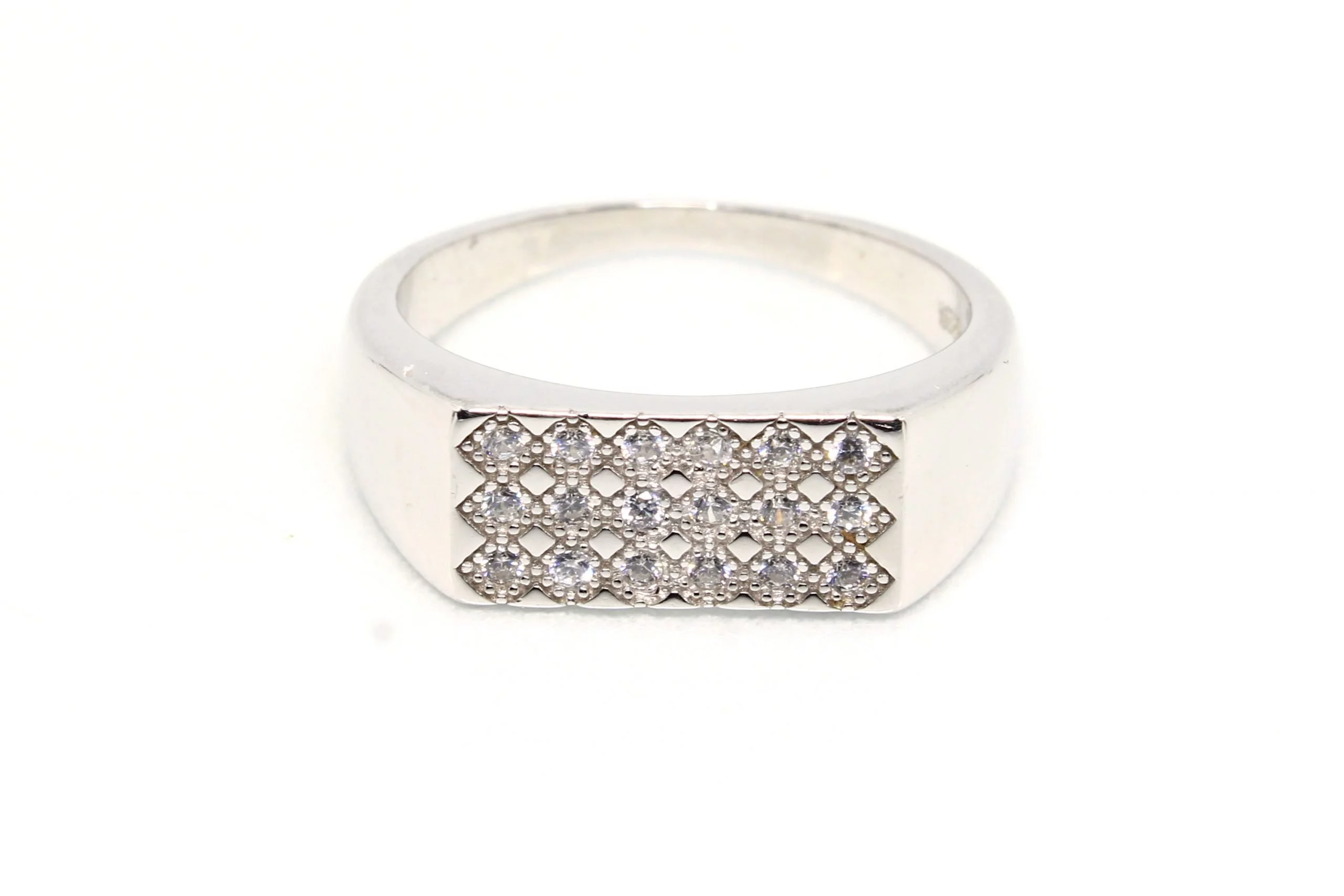 925 Sterling Silver Ring 4.380 g