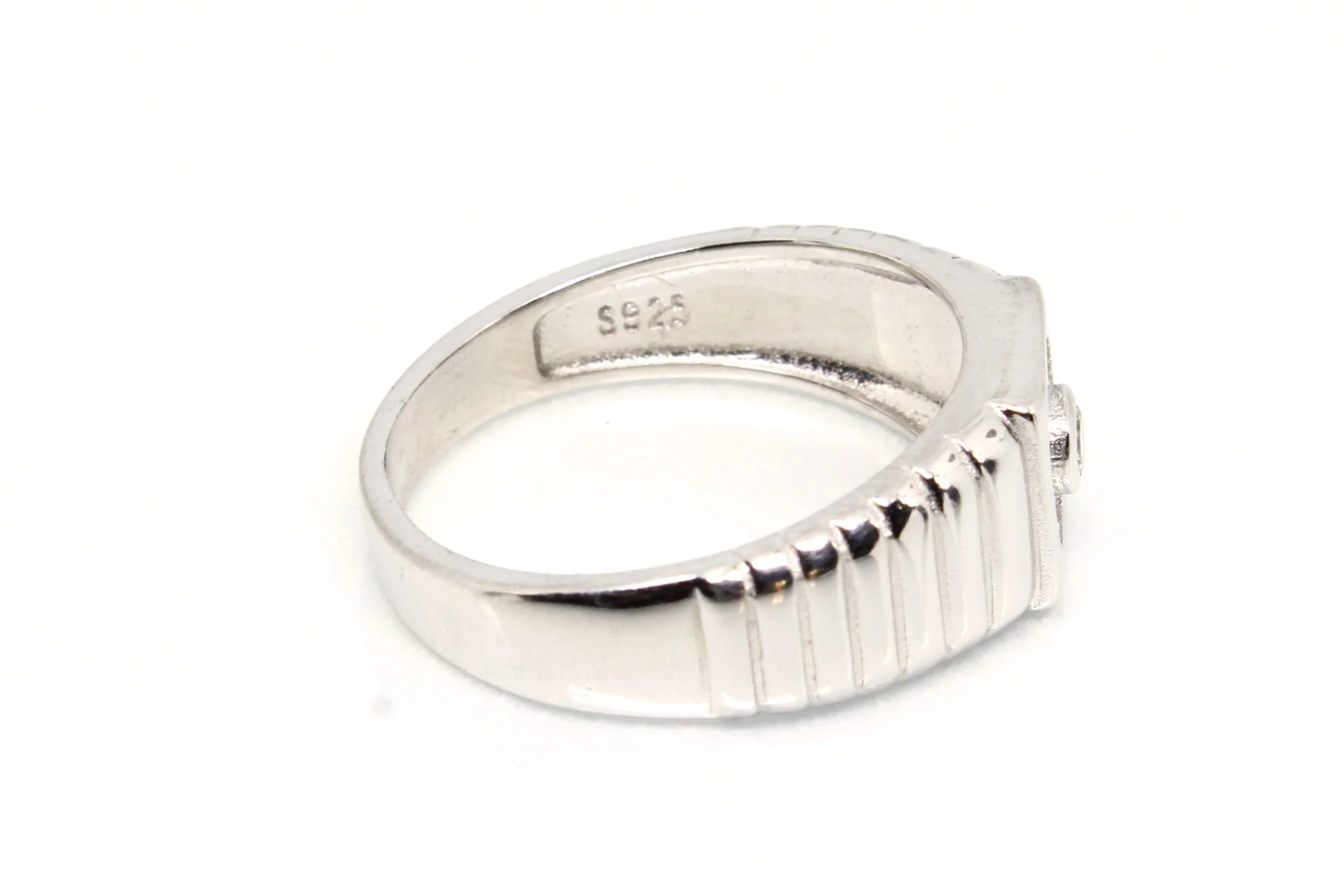 925 Sterling Silver Ring 3.990 g - Image 4