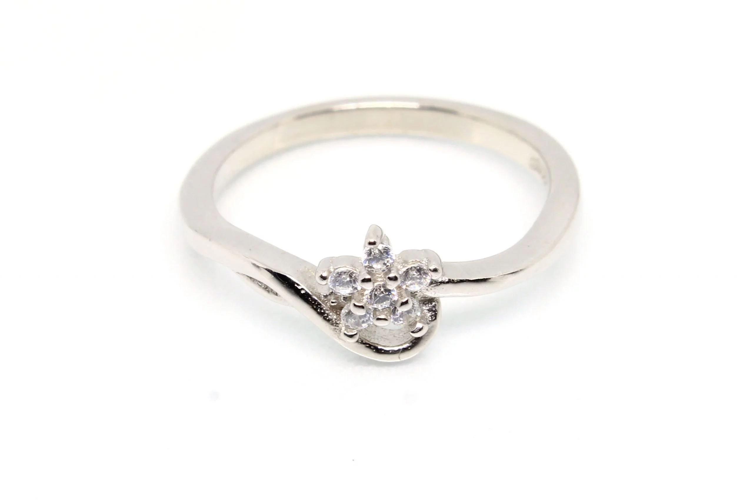 925 Sterling Silver Ring 1.770 g