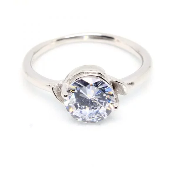 925 Sterling Silver Ring 1.840 g