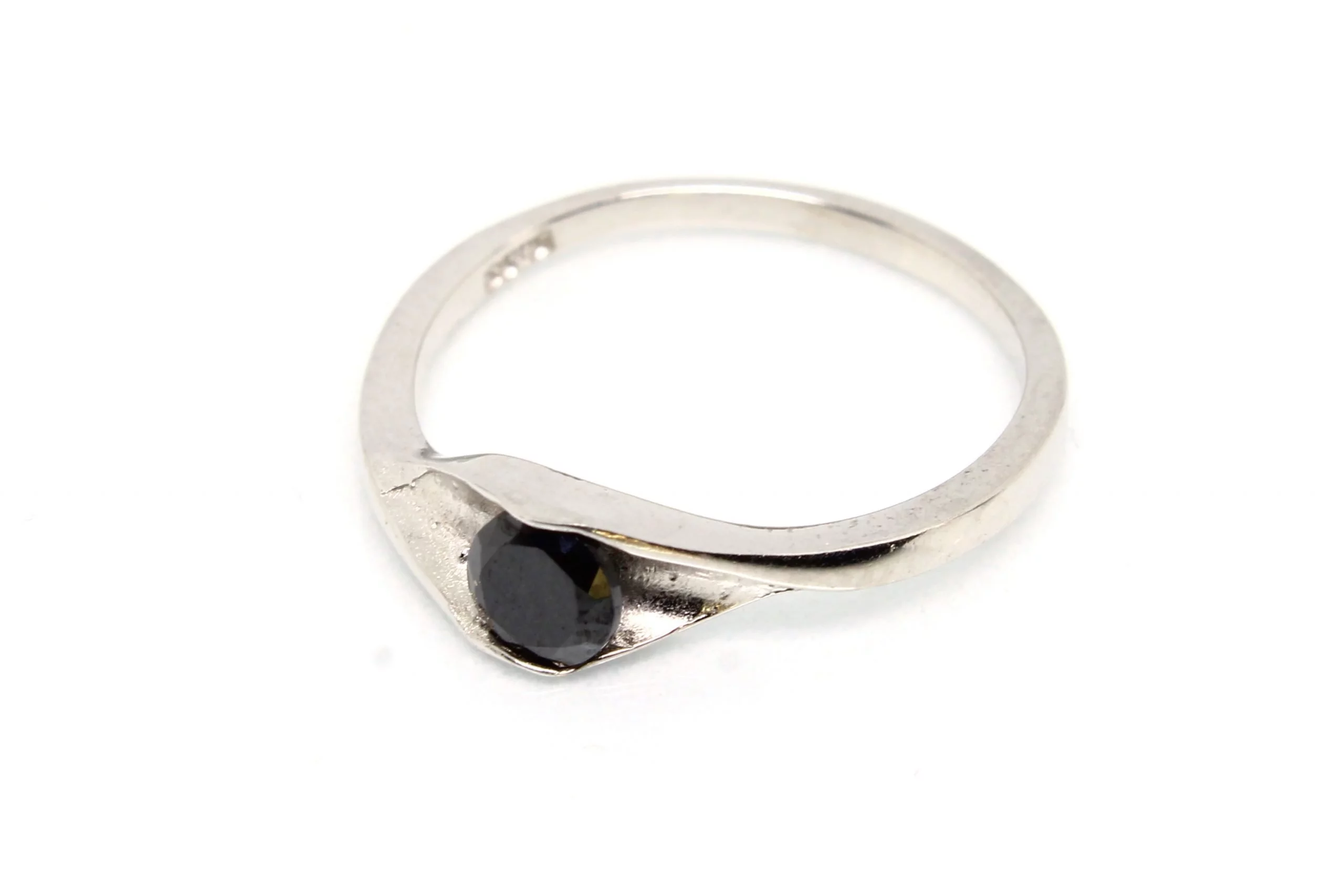 925 Sterling Silver Ring 1.330 g - Image 2