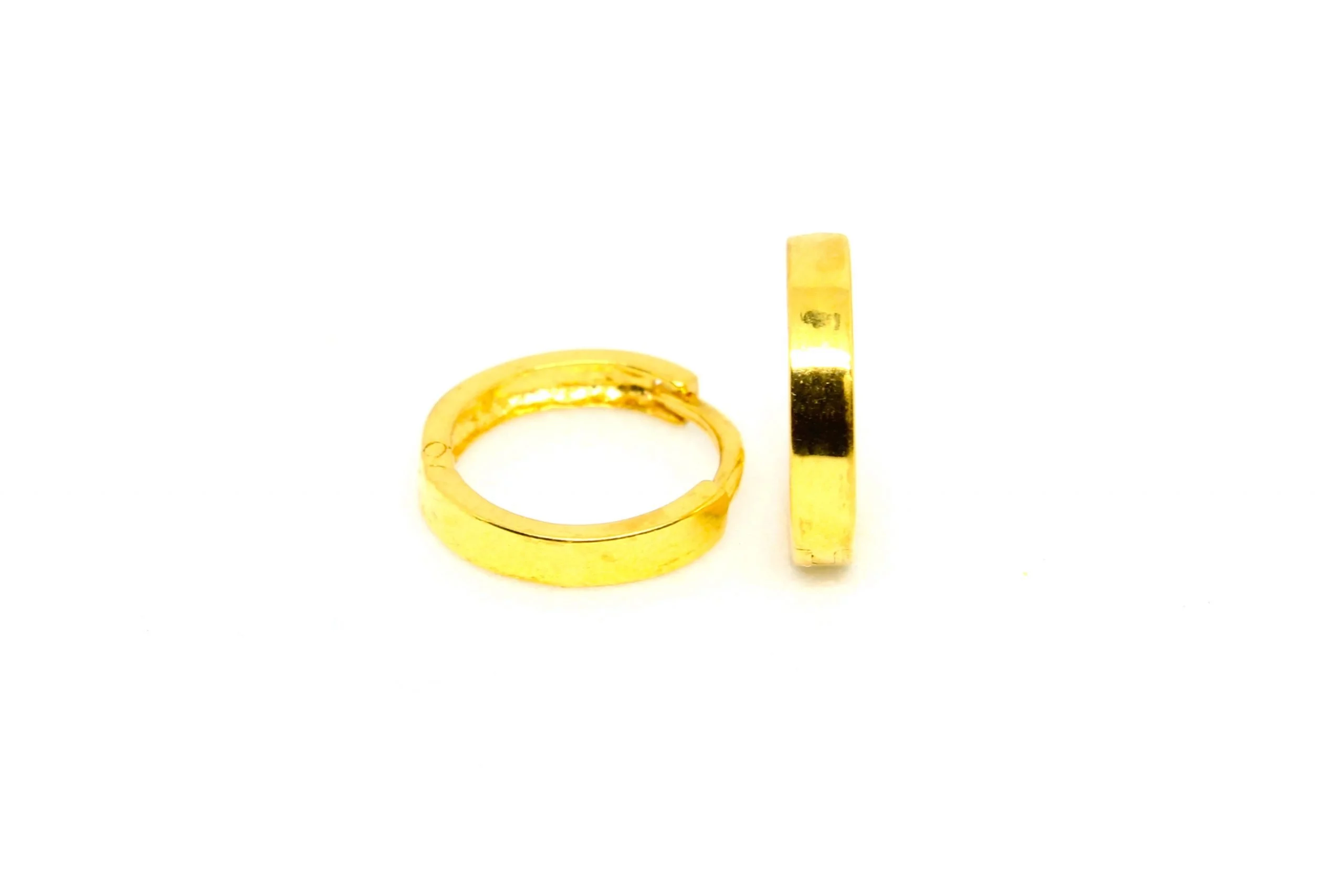 Plain Gold Bali 0.630 g 18 kt