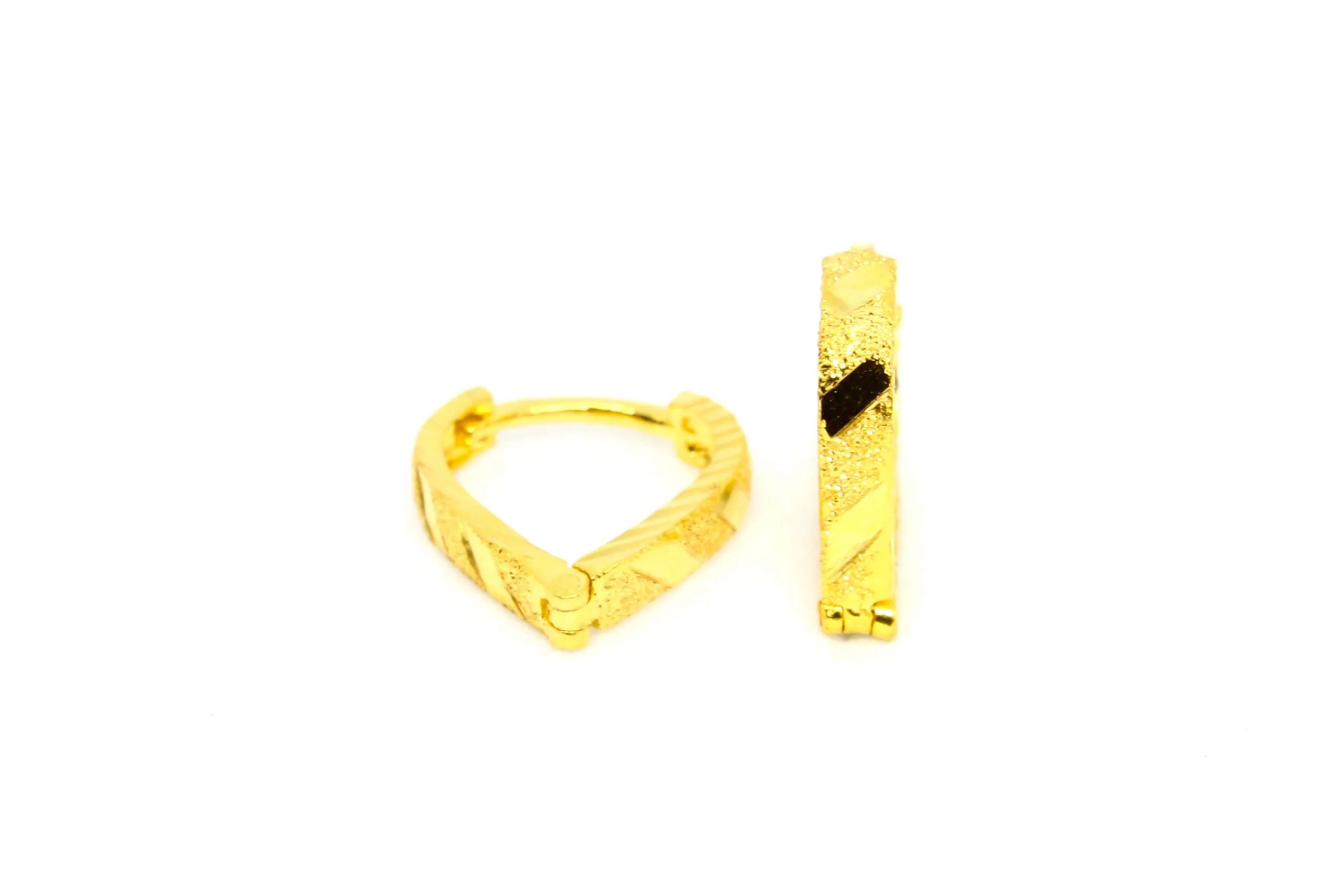 Plain Gold Bali 0.960 g 18 kt