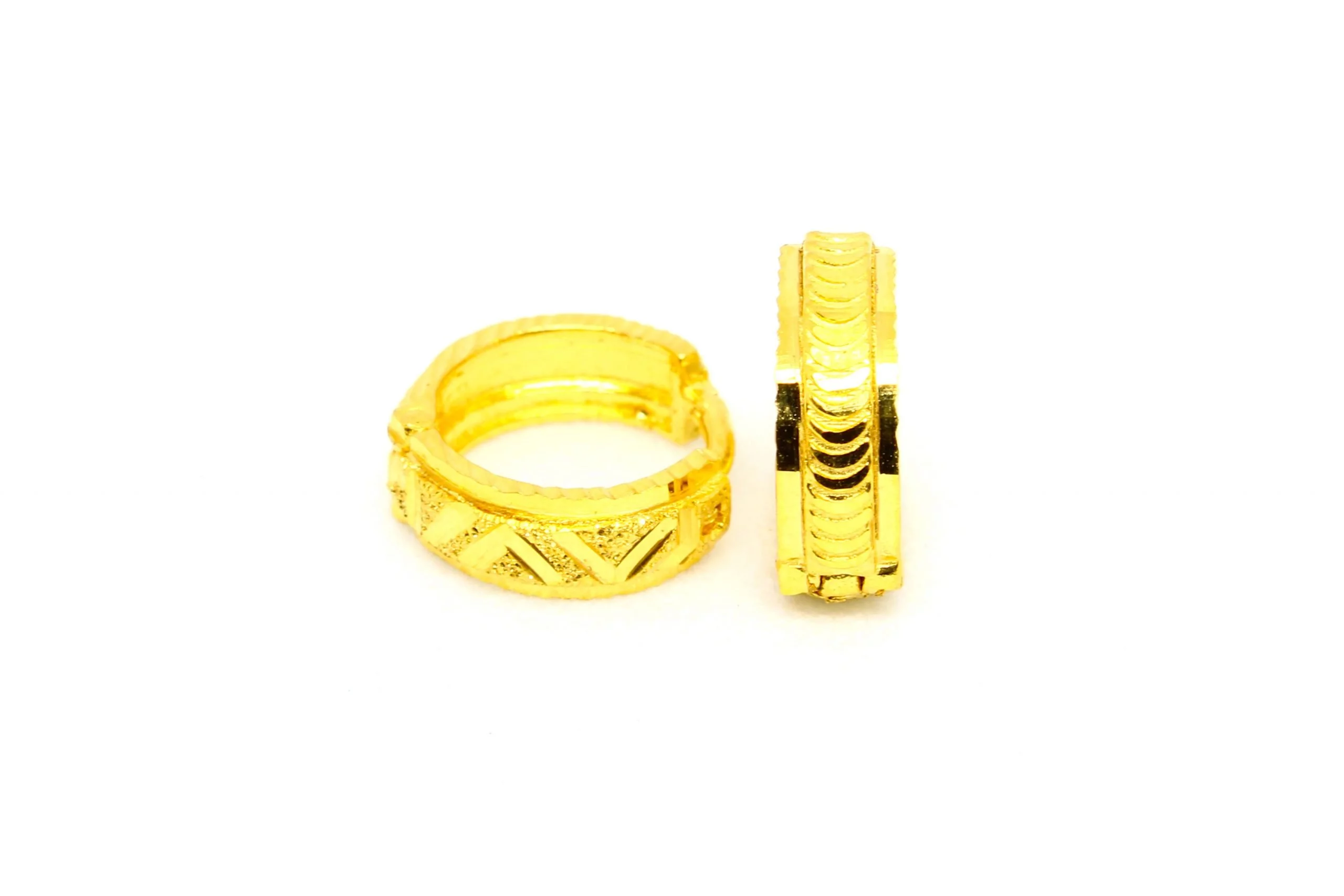 Plain Gold Bali 1.570 g 18 kt