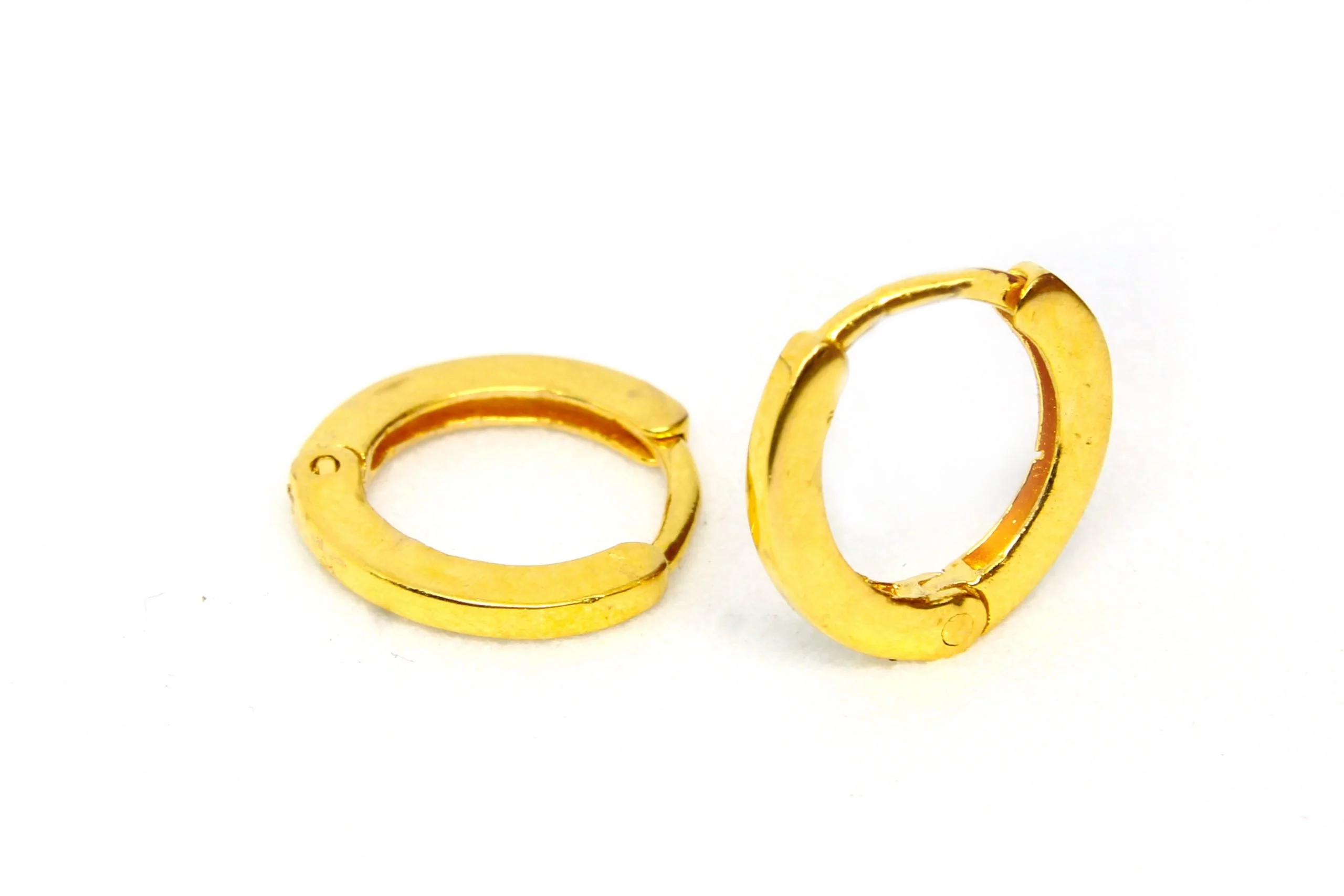 Plain Gold Bali 1.440 g 18 kt