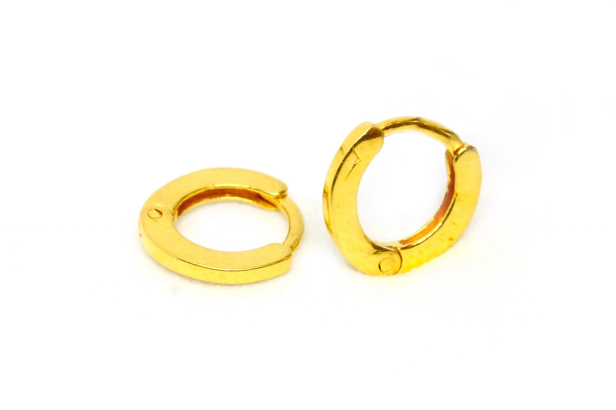 Plain Gold Bali 1.310 g 18 kt