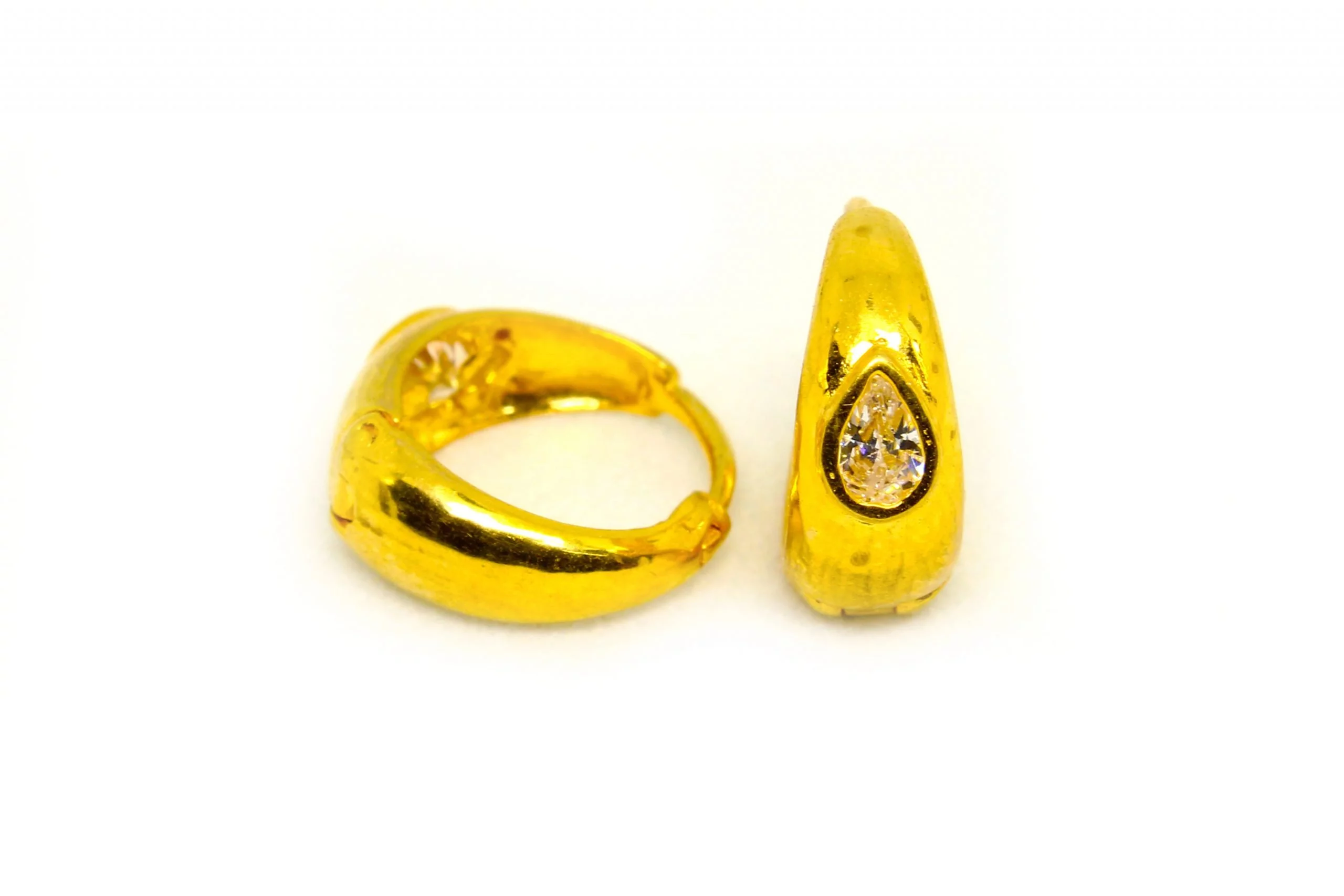 Plain Gold Bali 1.570 g 18 kt