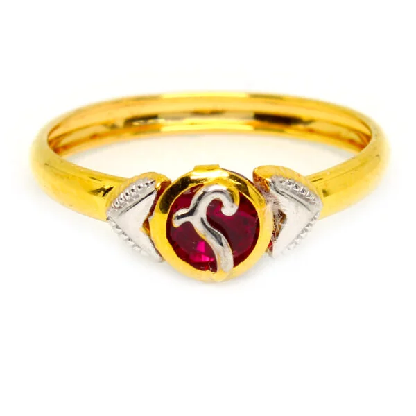 Fnacy Diamond Ring 0.770 g 18 kt