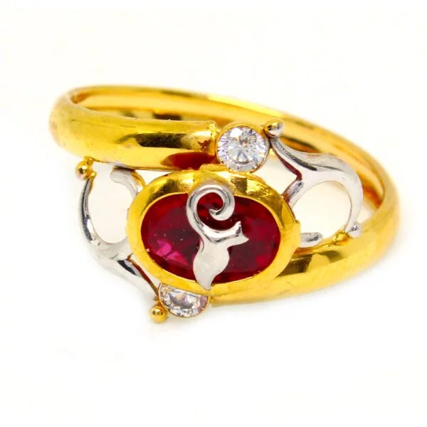 Fnacy Diamond Ring 0.980 g 18 kt