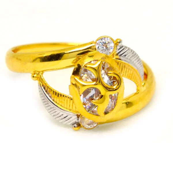 Fnacy Diamond Ring 1.260 g 18 kt