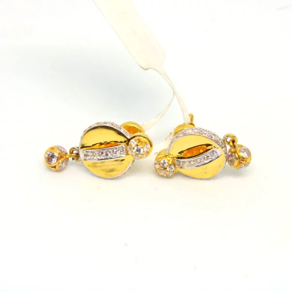 Diamond Buti 3.850 g 18kt